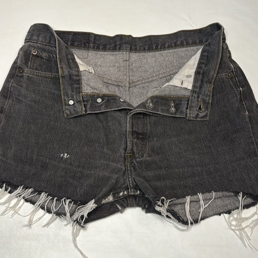 Levi’s 501 Raw Hem Black Denim Shorts, waist measures 30” - Picture 7 of 8